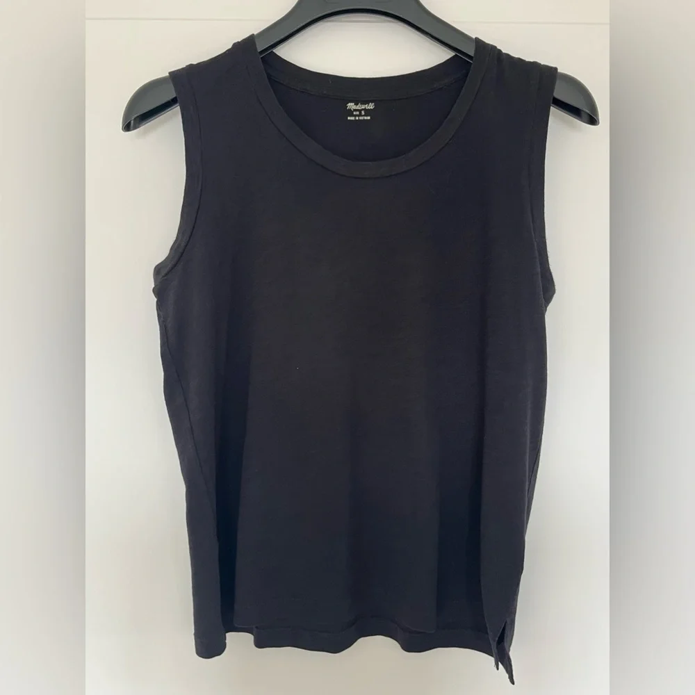 Madewell woman’s top - Picture 1 of 3